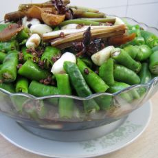 腌黄瓜辣椒咸菜的做法步骤