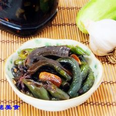 腌黄瓜辣椒咸菜的做法步骤
