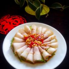 蒜泥白肉的做法步骤